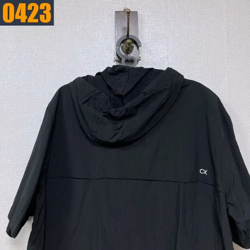 thumbnail-4